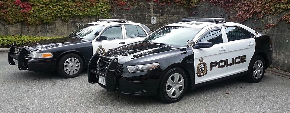 North Vancouver RCMP investigating collision involving transit bus