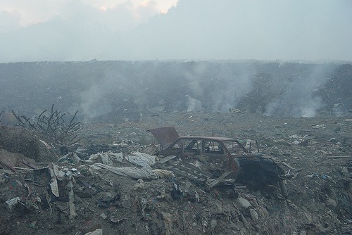 Indonesia Battles Huge Landfill Blaze as Thick Smoke Chokes Communities