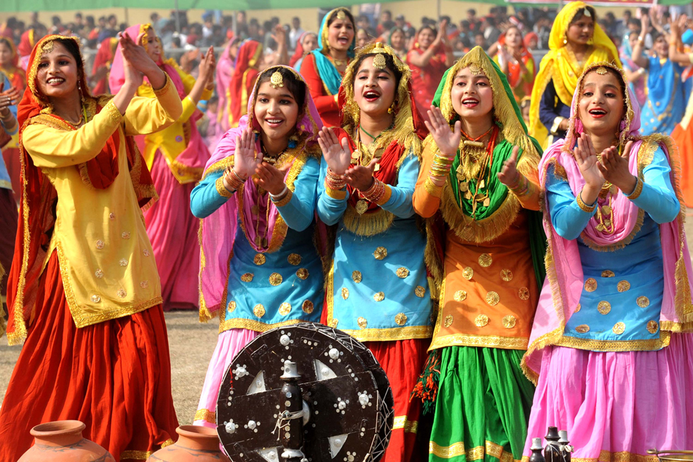 10 Greatest Punjabi Folk Songs Hummed By Every Punjabi