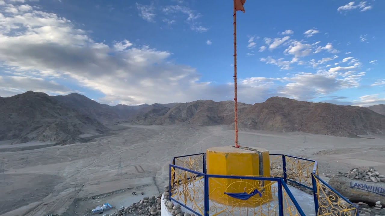 VIDEO: 80 feet Nishan Sahib installed at Gurdwara Pathar Sahib in Leh