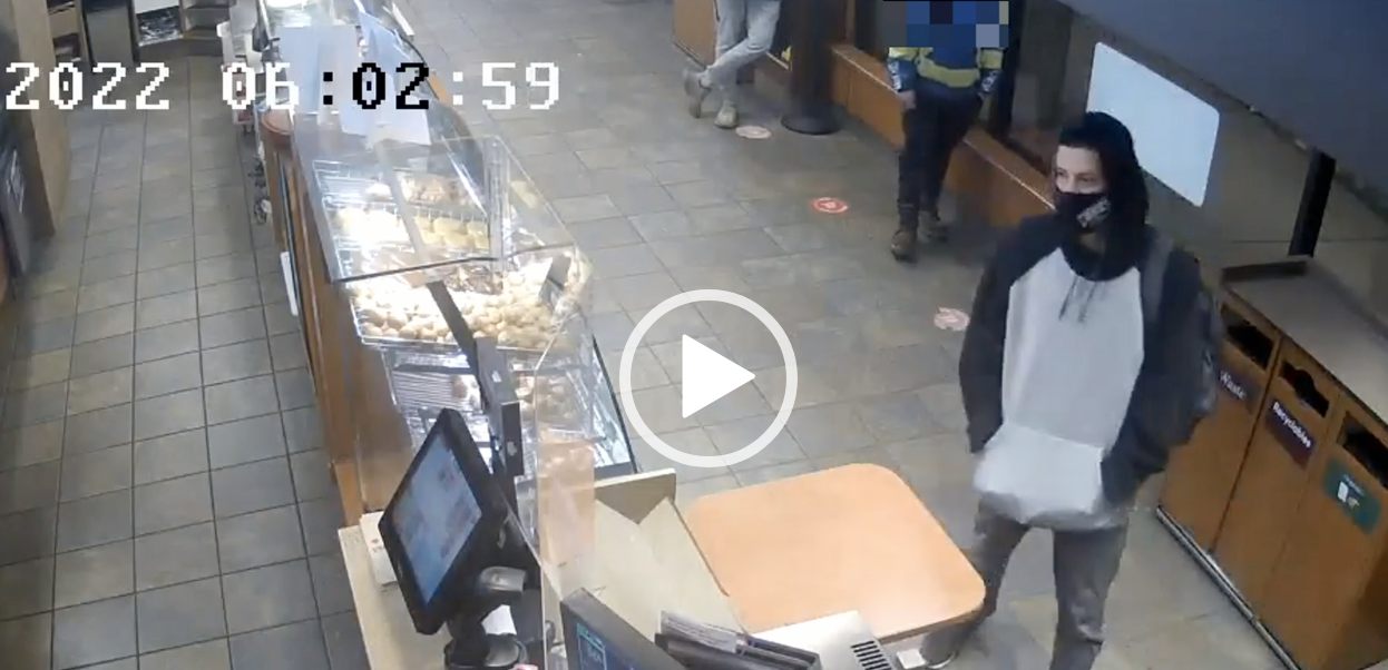 VIDEO: Vancouver police seek suspect in random stabbing at Tim Hortons in Downtown Vancouver