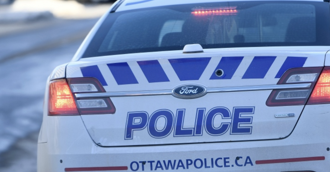 Ottawa Police hand out 30 traffic tickets for honking, over convoy disruptions