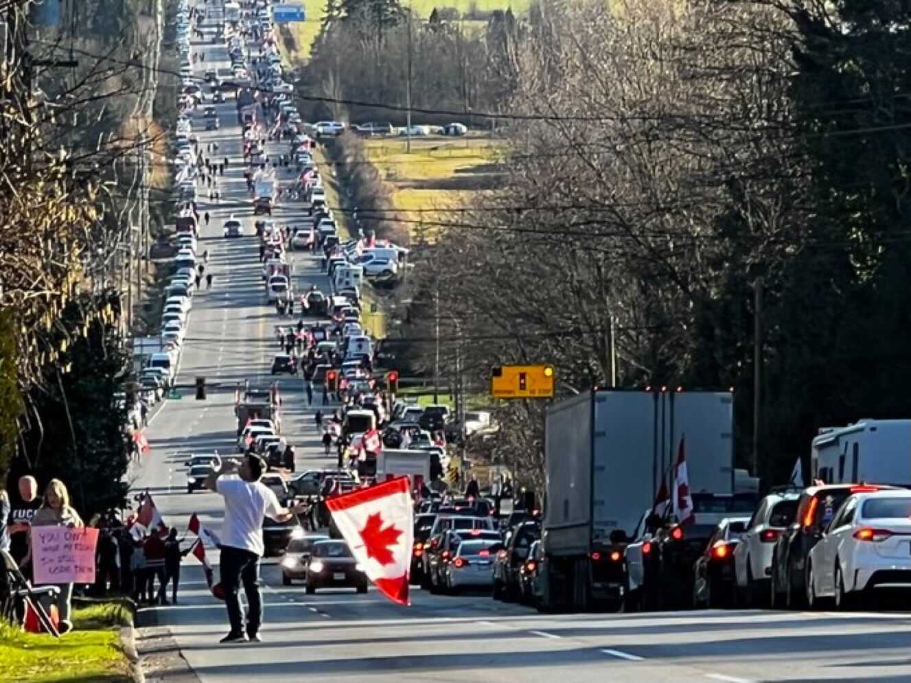 RCMP clear protest near Pacific Highway border crossing in B.C., make arrests