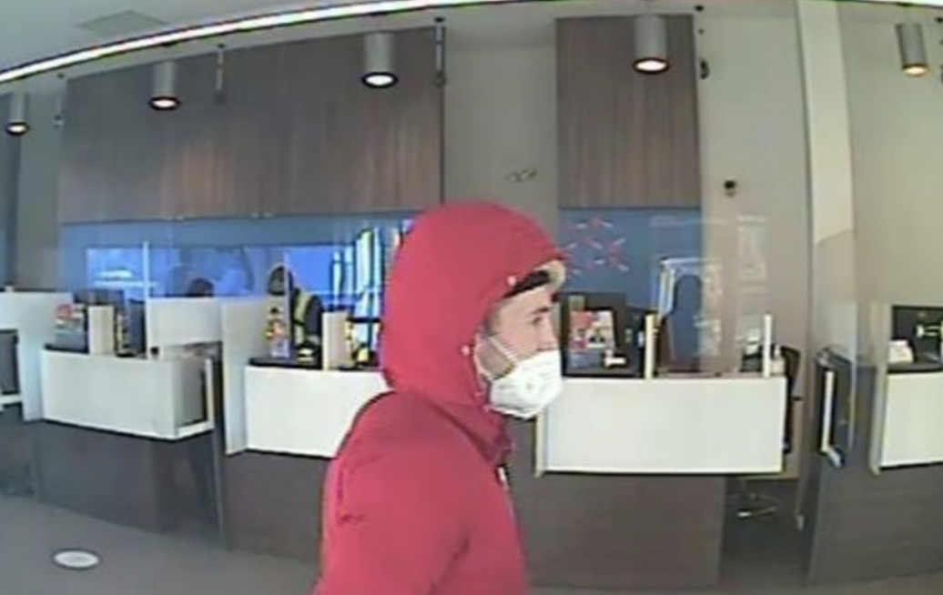 Bank robbery in Surrey, suspect caught on camera