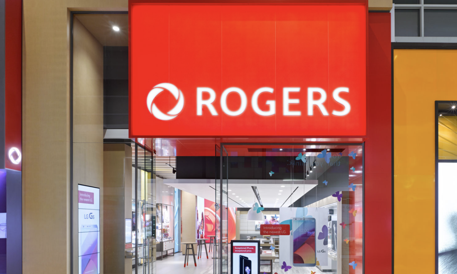 Canada’s industry minister and Rogers CEO to meet after massive outage