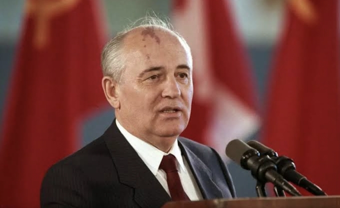 Mikhail Gorbachev, Soviet leader who ended the Cold War, dies at 91
