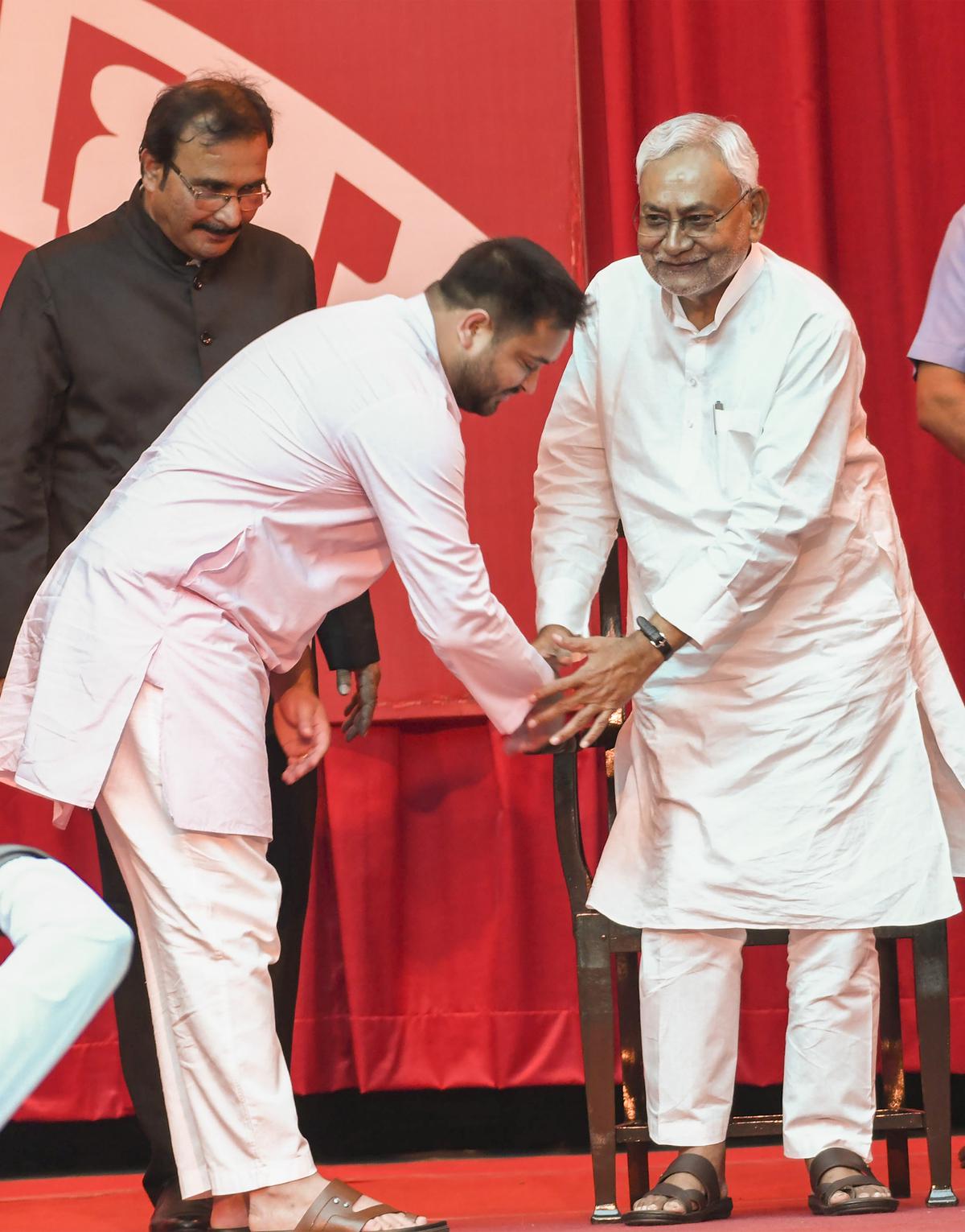 Nitish Kumar sworn in as Bihar CM for 8th time, Tejashwi Yadav is his deputy CM