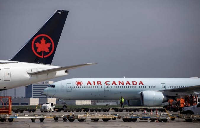 September session begins in Canada, international students forced to buy expensive air tickets