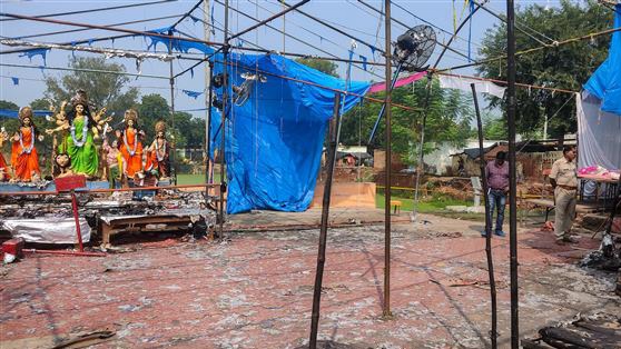 5 dead, 67 injured in Durga Puja pandal fire in Uttar Pradesh