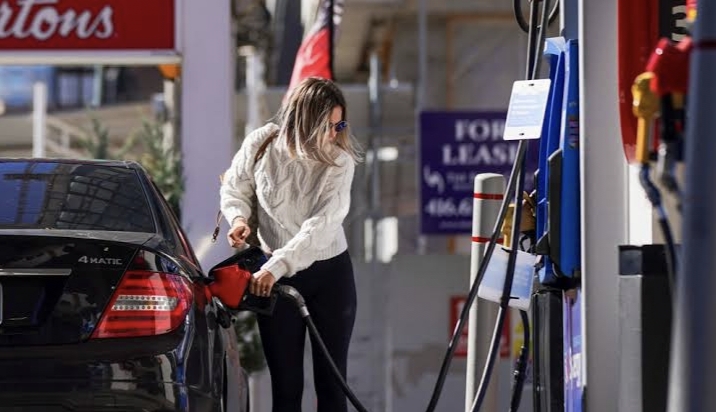 Gas prices set to rise by 13 cents in next two days in Ontario: analyst