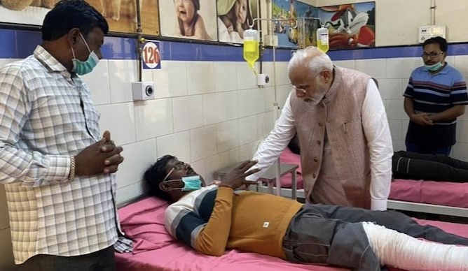 PM Modi chairs high-level meeting after interacting with Morbi accident victims in hospital