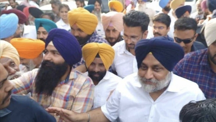 Non-bailable warrant issued in Amritsar, Sukhbir Badal appears before court