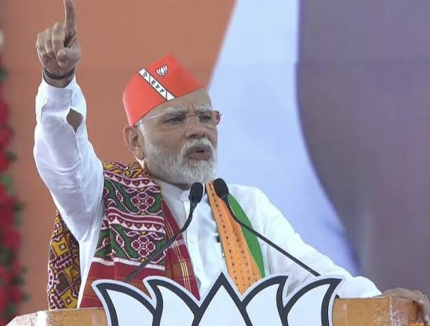 “Brought Ravana from Ramayana to abuse me”, PM Modi hits out at Congress in Gujarat