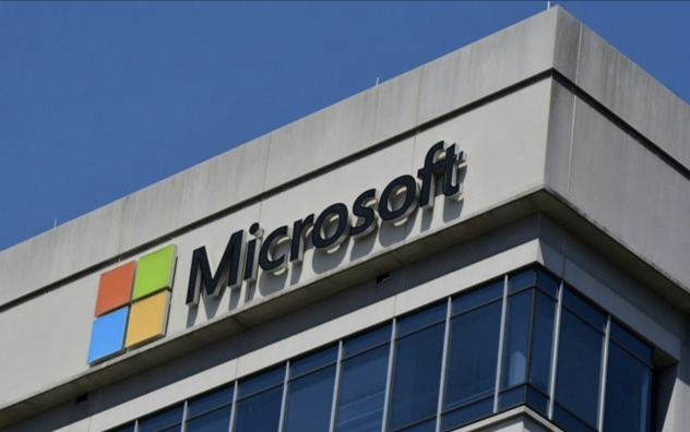 Microsoft to lay off 10,000 employees due to financial crisis