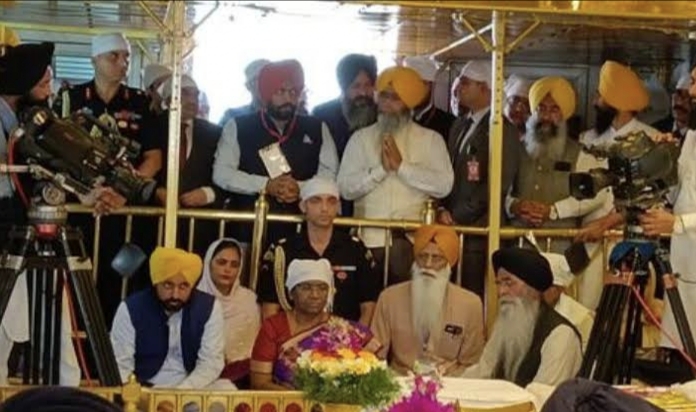 President Murmu pays obeisance at Golden Temple, SGPC submits memorandum seeking release of Sikh prisoners