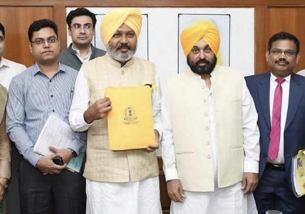 AAP govt presents first budget of Rs Rs 1.96 lakh crore with focus on health, education and agriculture sectors