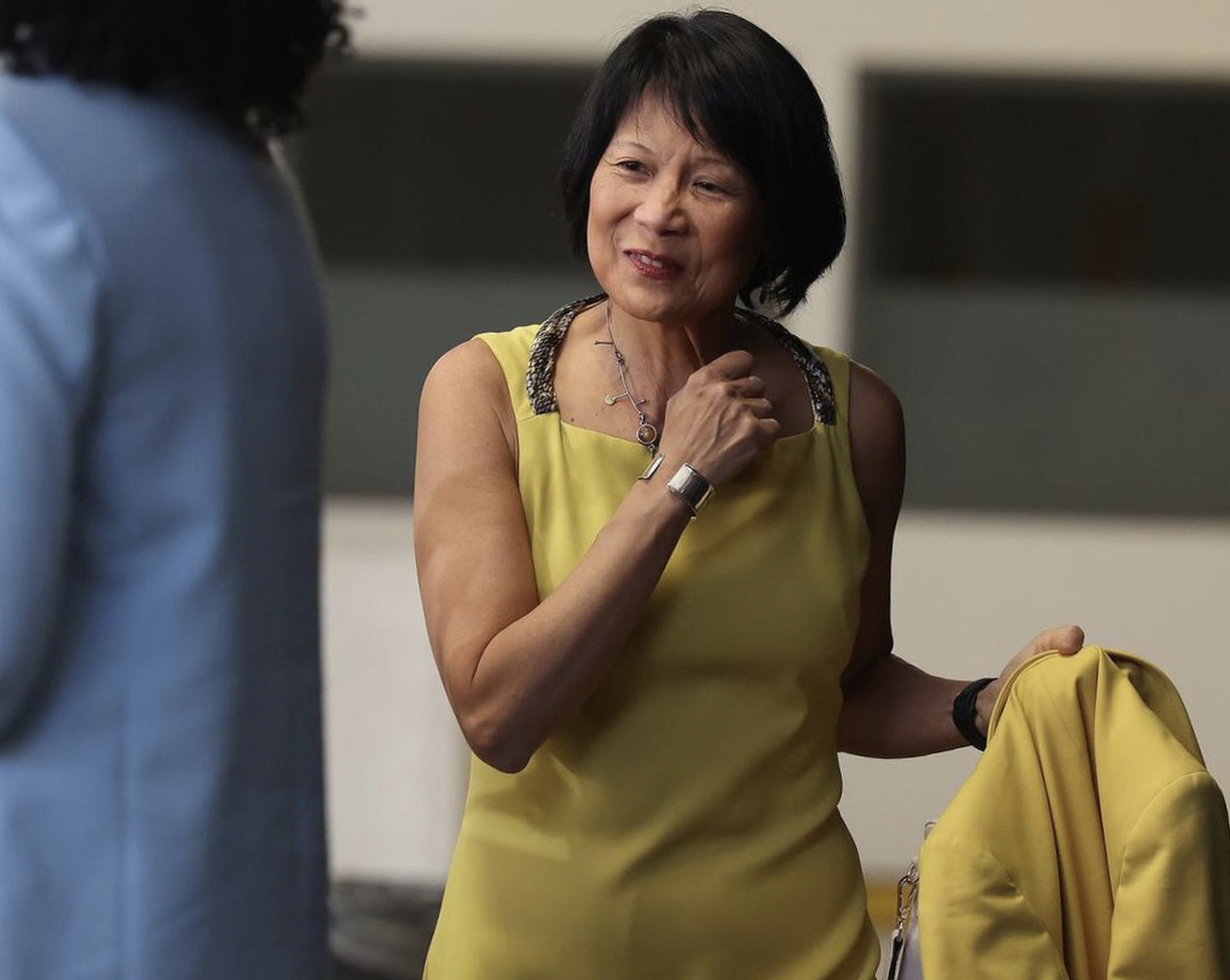 Toronto mayoral candidate Olivia Chow maintains lead in latest survey