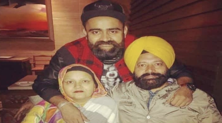 Punjab Singer Amrit Mann’s father accused of using fake SC Certificate for Govt Job; NCSC Issues Notice to Punjab government