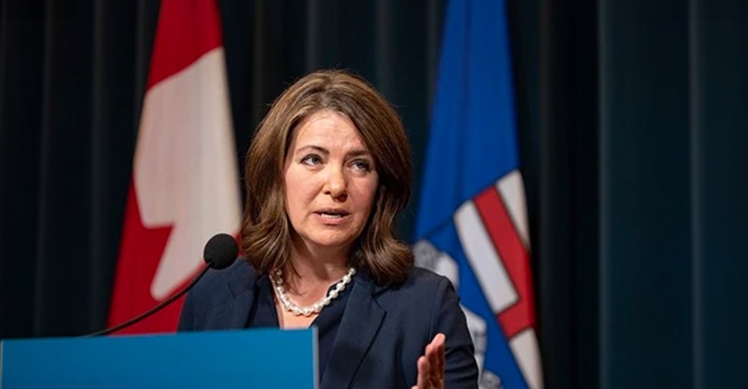 Alberta presents third-party reports on scenario if it exits Canada Pension Plan