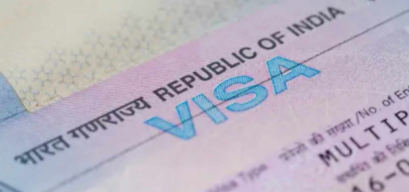 India halts all visa services for Canadian citizens, cities security threats as reason