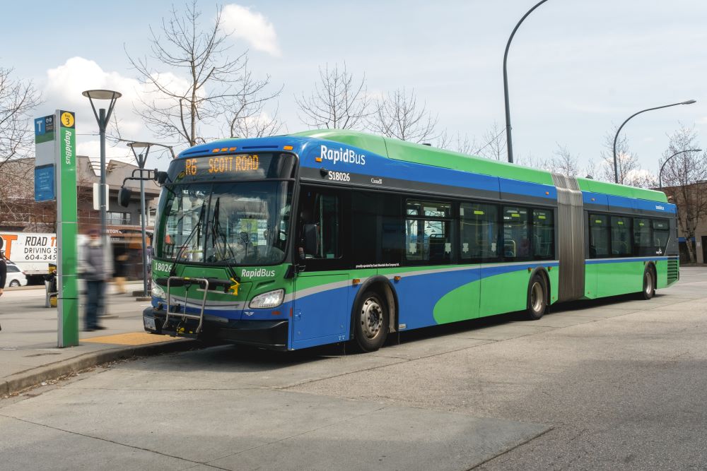 Translink Launched R6 bus, geared toward Surry and Delta, will speed up 8 minutes both sides.